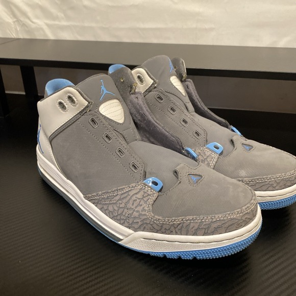 Size 9.5 - Jordan‎ As You Go Cool Grey University Blue main image 5